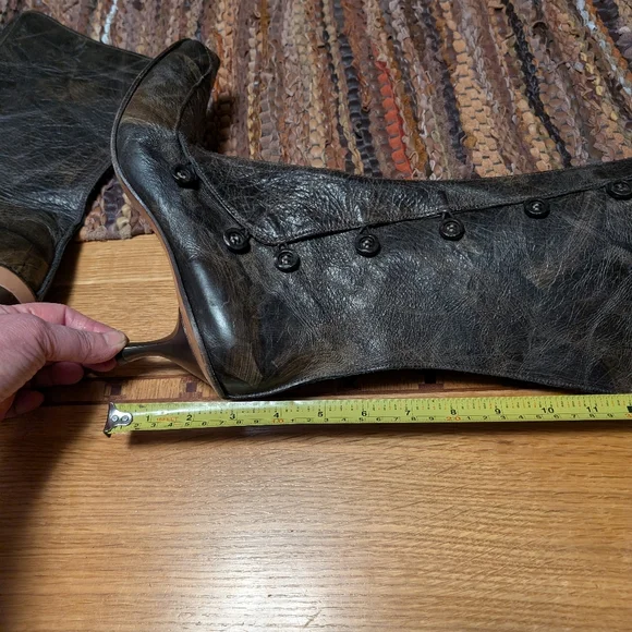 Cydwoq Vintage Embossed Leather Boots,40 - Picture 6 of 8